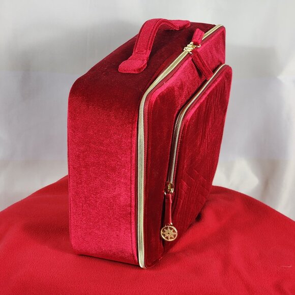 Estee Lauder Red Velvet with Gold Hardware Holiday Recycled Cosmetic Makeup Bag - Picture 5 of 16